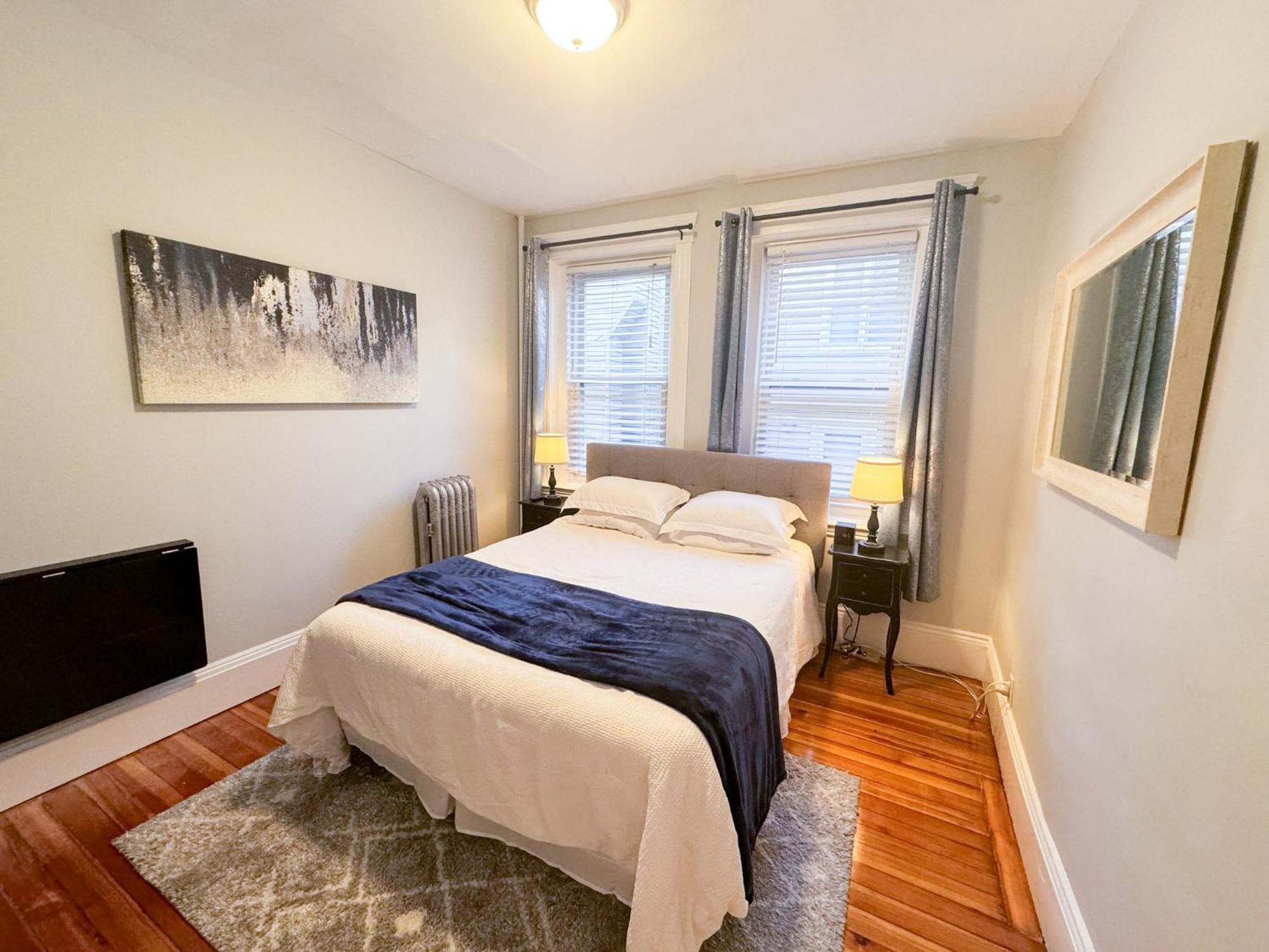 Apartamento Huge,3 Bed,2Bath,Public Transport,Boston,Sleeps 9 Brookline Exterior foto